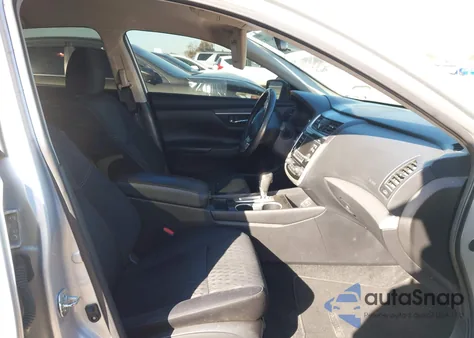 2018 Nissan Altima 2.5 Sv z USA, uszkodzony, nr VIN 1N4AL3AP0JC246707